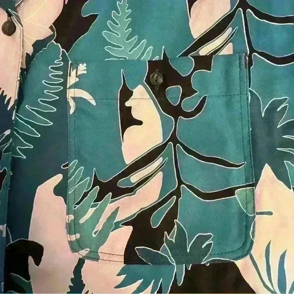 💙2/40 Mountain Hardwear  Shade Light Short Sleeve Shirt - women’s XL - Picture 6 of 9